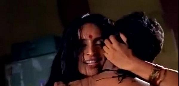  Karkash movie Hot Scene